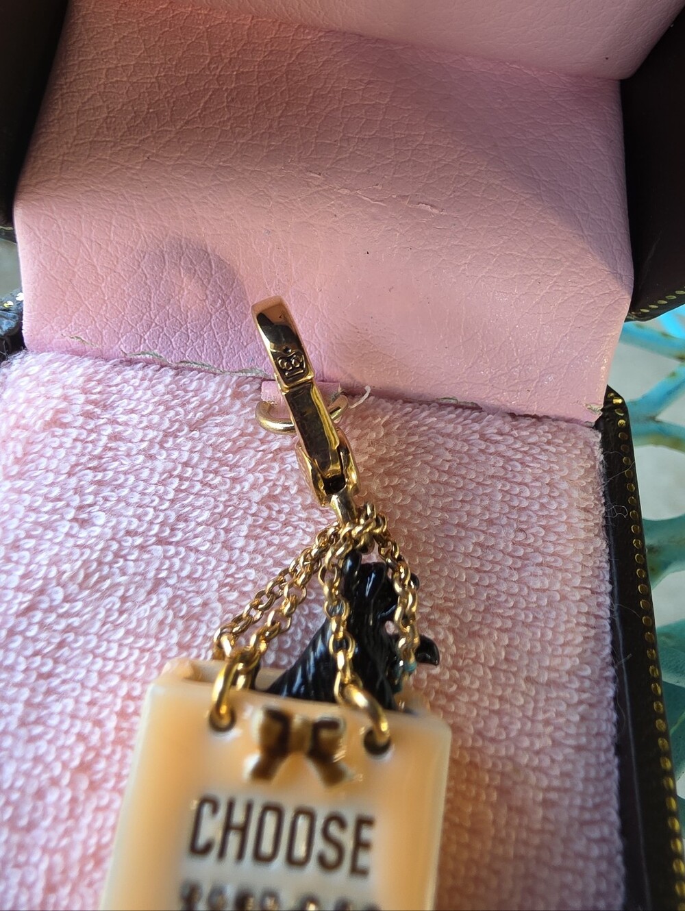 2007 JUICY COUTURE "YORKIE IN SHOPPING BAG" CHARM #YJRU2616- - Picture 8 of 14